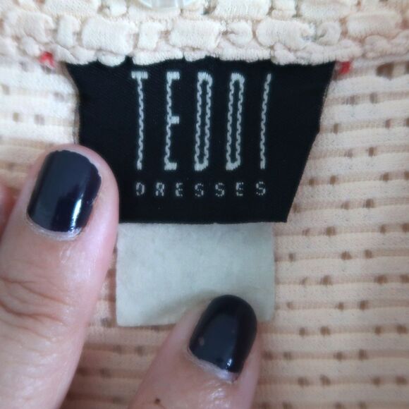 Teddi Dresses Yellow Eyelet Short Sleeve Blouse - Size Small - Picture 7 of 7